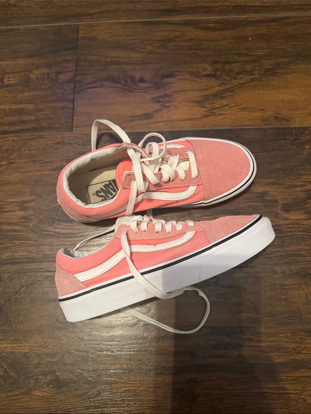 Vans Old Skool Sneakers in Coral and White